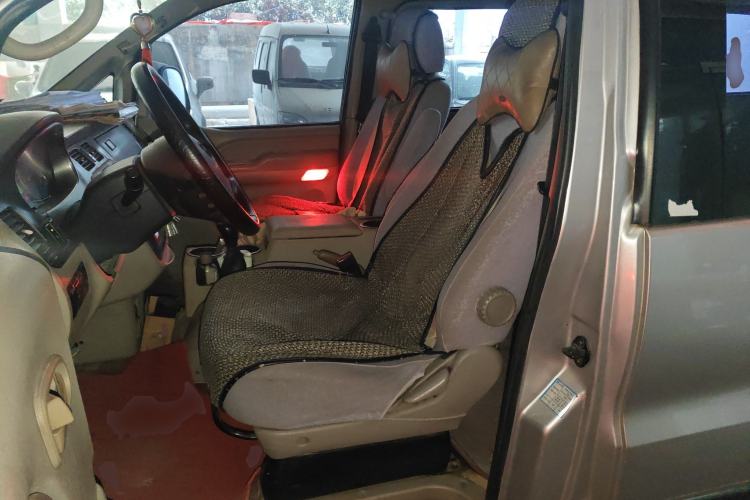 Used JAC Group Refine 2011 2.4L Colorful Journey Gasoline Standard Edition HFC4GA1-C
