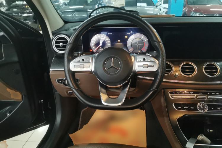 Used Mercedes-Benz E-Class 2019 E 200 L Sport Edition Steering Wheel