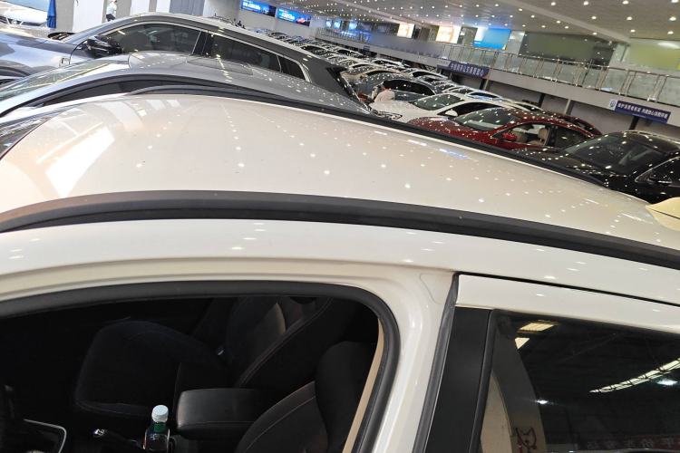 Used Suzuki S-Cross 2014 1.6L CVT Two-Wheel Drive Entry Model