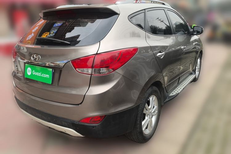 Used Hyundai ix35 2010 2.0L Automatic Two-Wheel Drive Elite Edition GLS
