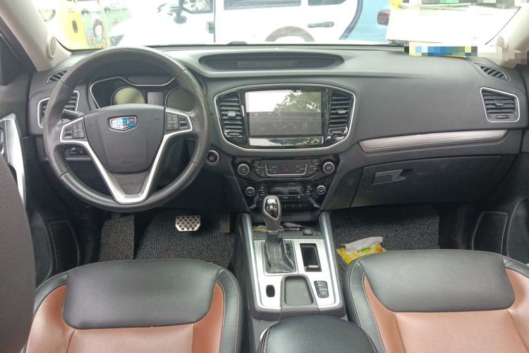 Used Geely Auto Vision X6 2016 1.3T CVT Flagship Model Center Console