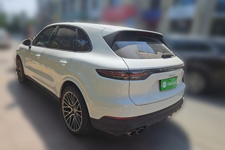 Used Porsche Cayenne 
