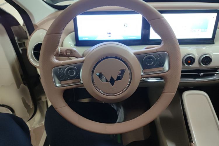 Used Wuling Bingo 2025 333 km Lingxi Deluxe Edition Steering Wheel