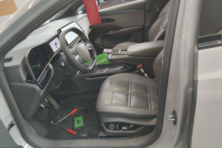 Used Hongqi EH7 2024 760 Pro+ Four-Wheel Drive Version Left Front Seat