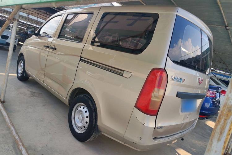 Used Wuling Rongguang V 2018 1.2L Practical Model