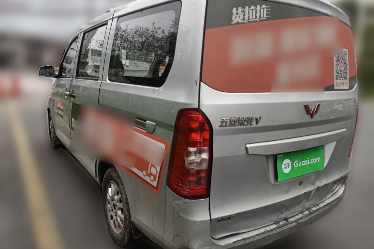 Used Wuling Rongguang V 2018 1.5L Standard Version
