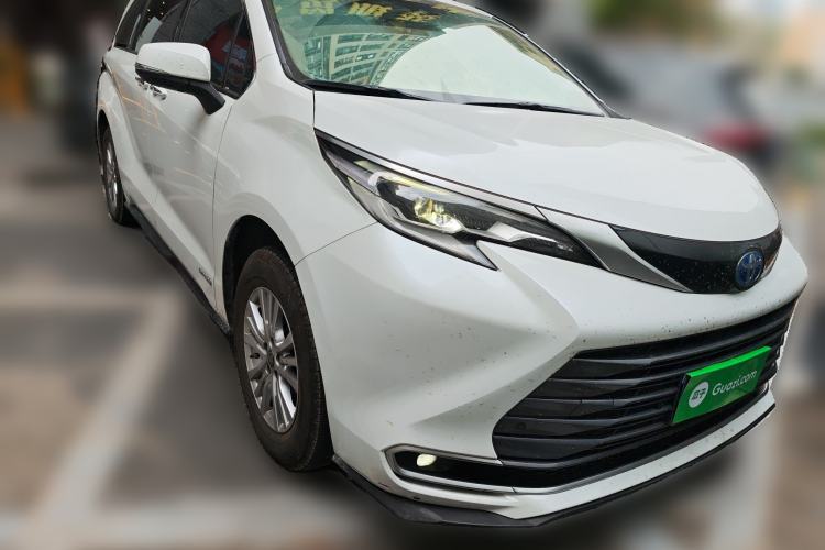 Used Toyota SIENNA 2021 2.5L Hybrid Premium Edition