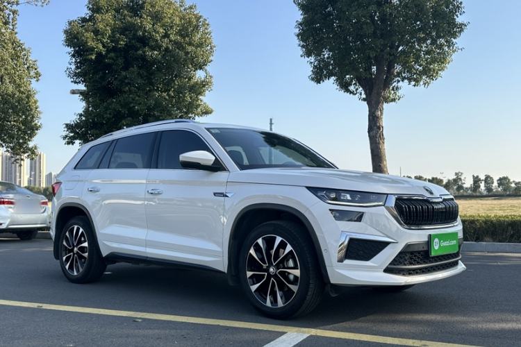 Used Skoda Kodiaq 2022 TSI330 7-Seater Two-Wheel-Drive Luxury Edition Exterior 1