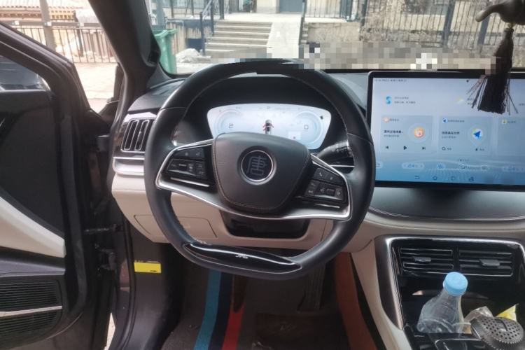 Used BYD Tang New Energy 2022 DM-i 252km Luxury Model Steering Wheel