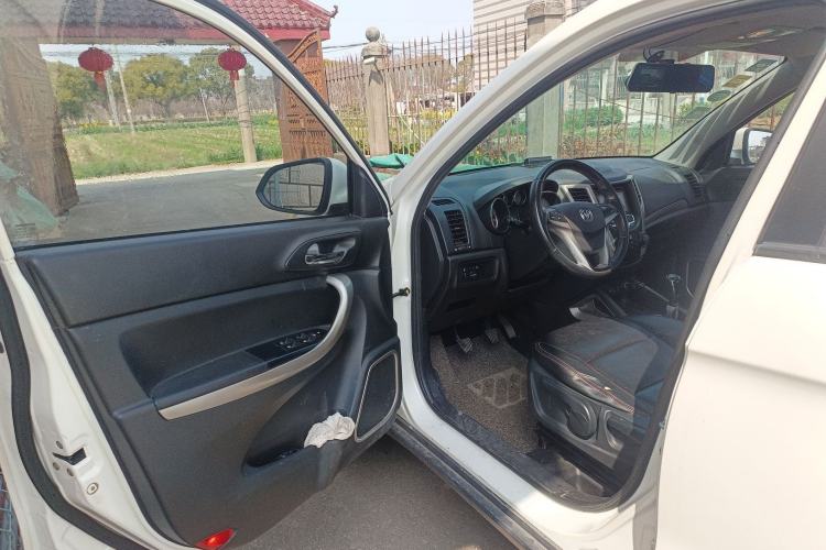 Used Changan CS35 2012 1.6L Manual Luxury Model China IV Standard
