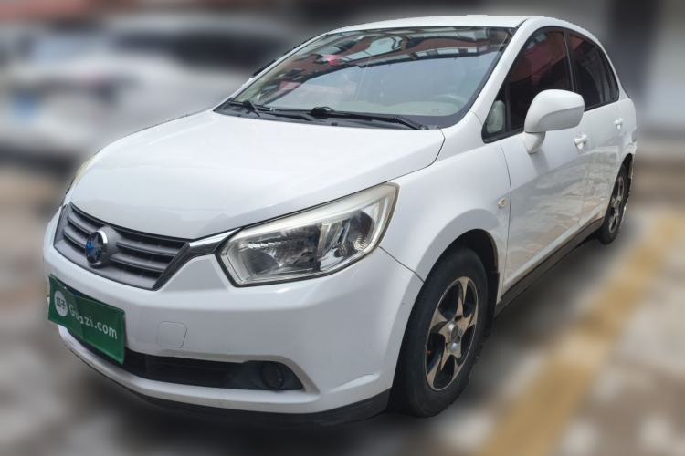 Used Venucia D50 2013 1.6L Automatic Fashion Edition