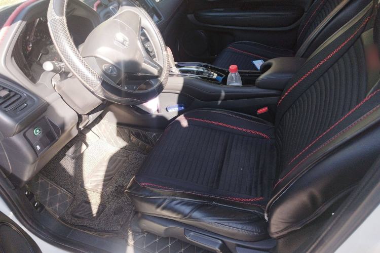 Used Honda Vezel 2017 1.8L CVT Front-Wheel Drive Pioneer Edition