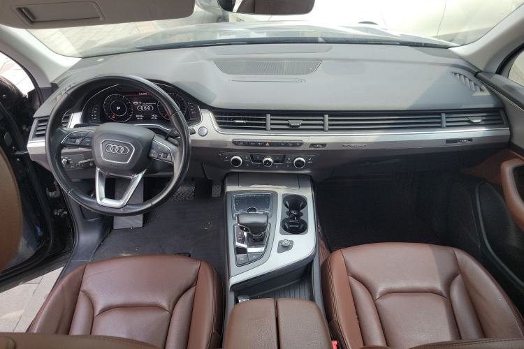 Used Audi Q7 2019 45 TFSI Comfort Model