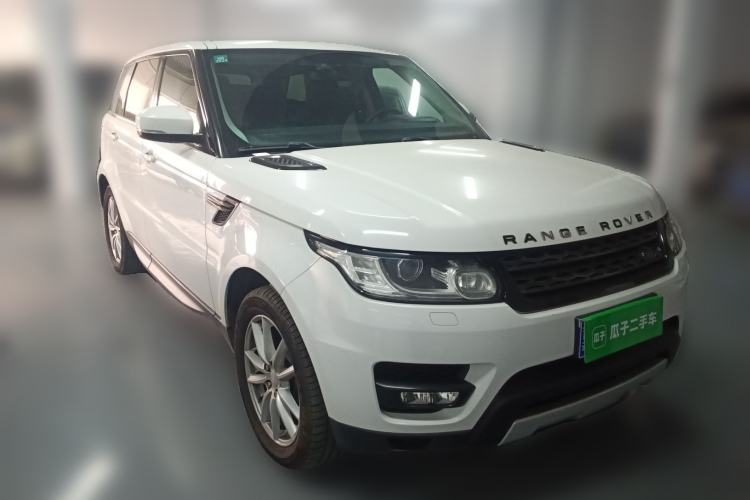 Used Land Rover Range Sport 2016 3.0 SC V6 SE Front Right 45 Deg