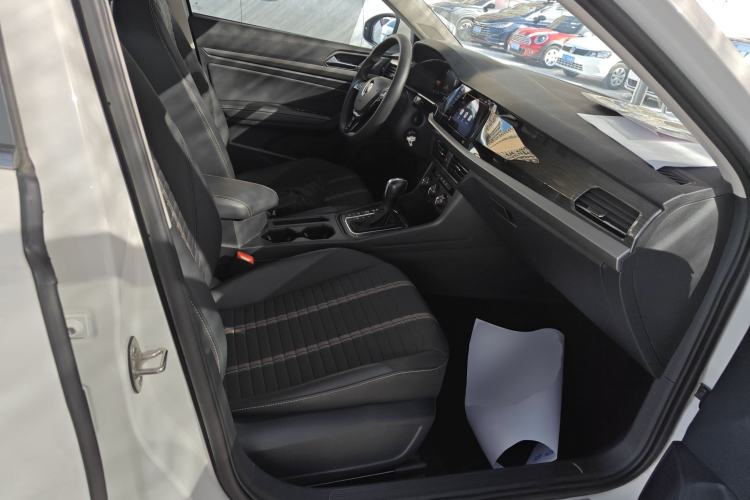 Used Volkswagen Lavida 2022 280TSI DSG Comfort Edition Right Front Seat