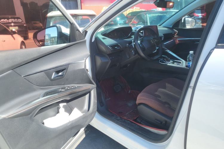 Used Peugeot 5008 2017 380THP 7-Seater Elite Edition Driver Seat