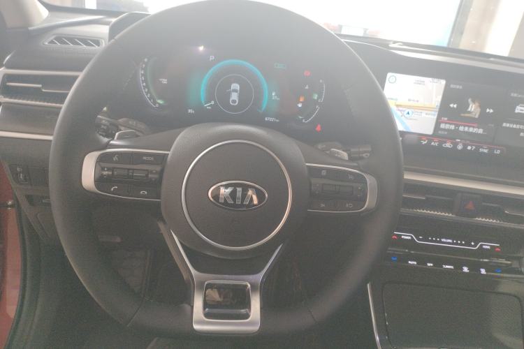 Used Kia K5 2020 270T CVVD Luxury Edition Steering Wheel