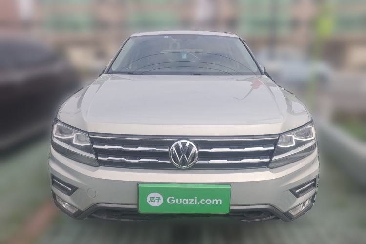 Used Volkswagen Tiguan L 2017 330TSI Automatic Two-Wheel Drive Luxury Edition Front