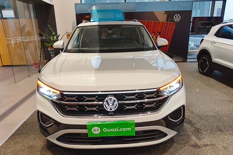 Used Volkswagen Tayron 2023 300TSI Two-Wheel-Drive Luxury Plus Advanced Edition
