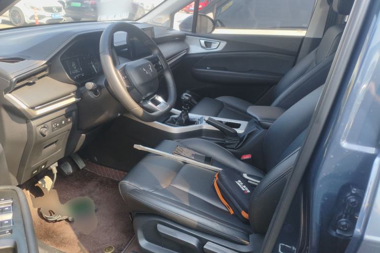 Used Wuling Jiachen 2022 1.5L Manual Comfort Edition
