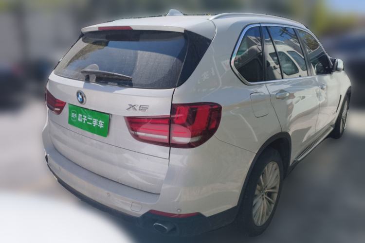 Used BMW X5 2014 xDrive35i Leading Model Rear Right 45 Deg