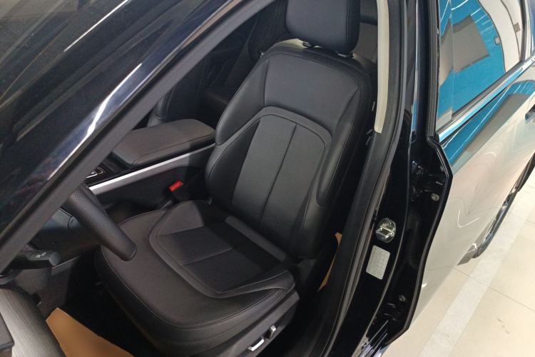 Used Wuling Xingguang 2024 Co-Creation Edition 150 Advanced Model
