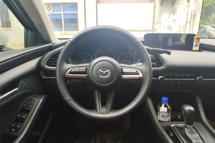 Used Mazda 3 Axela 2023 2.0L Automatic Zhiqing Edition Steering Wheel