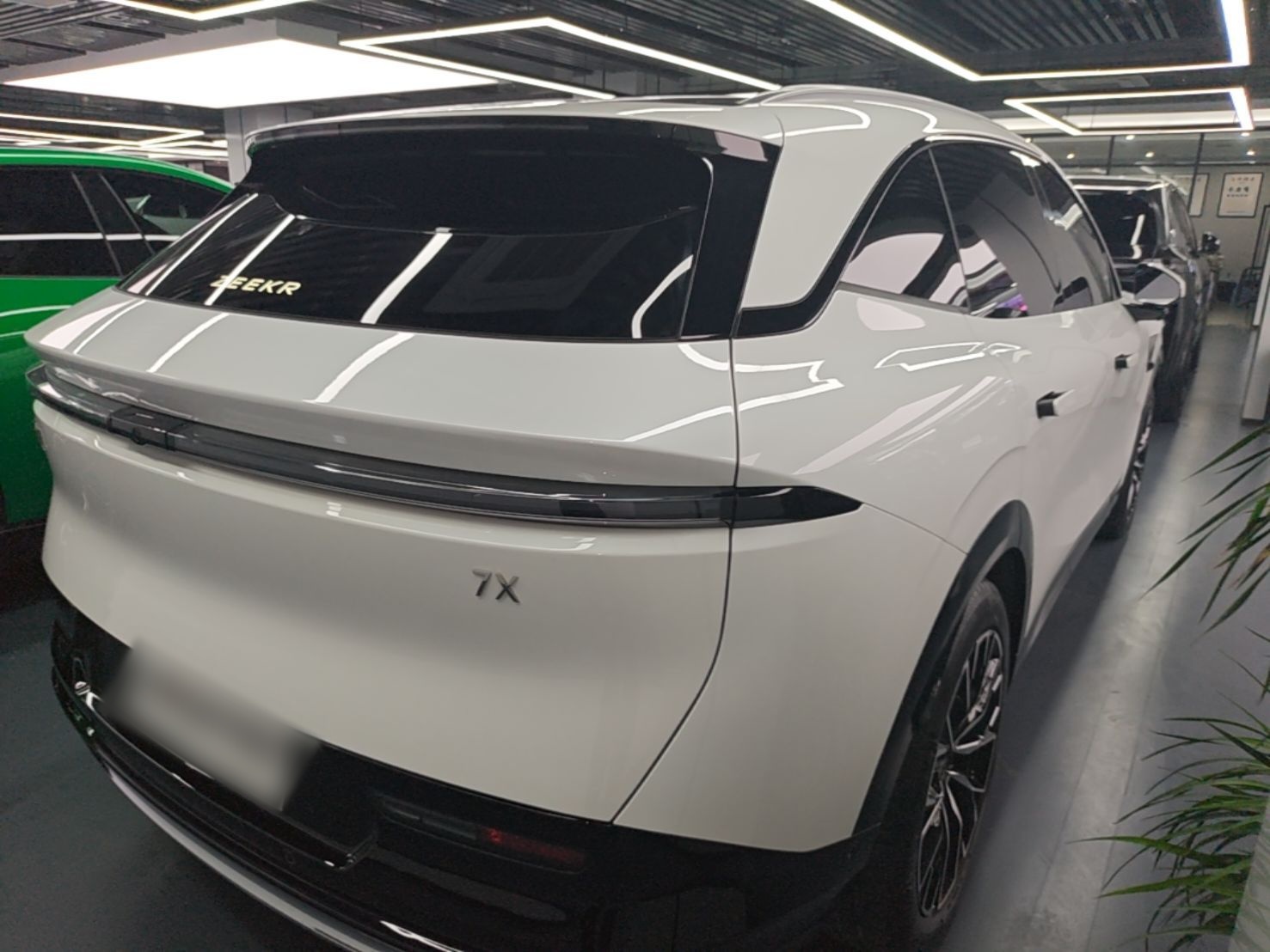 Zeekr 7X 2025 75 kWh Rear-Wheel Drive Intelligent Driving Version — снимка 6