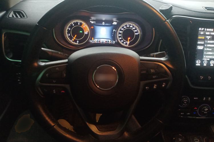 Used Jeep Cherokee 2019 2.0T All-Wheel Drive Versatile Edition China V Steering Wheel