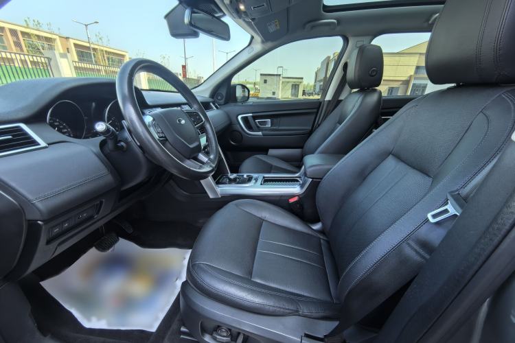 Used Land Rover Discovery Sport 2019 240 PS SE Version China VI Standard Interior 1