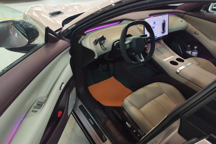 Used Xiaomi Auto YU7 2025 Ultra-Long Range High-Performance All-Wheel-Drive Max Edition
