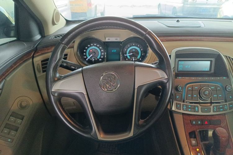 Used Buick LaCrosse 2012 2.4L SIDI Elegant Edition Steering Wheel