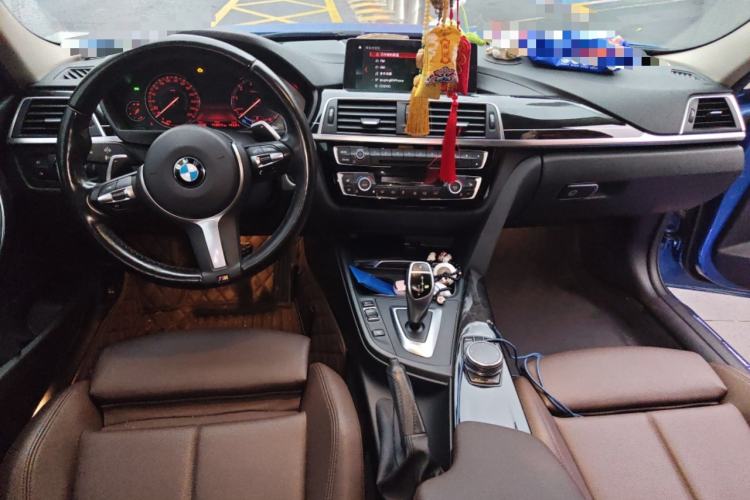 Used BMW 3 Series 2019 320Li M Sport Night Edition Center Console