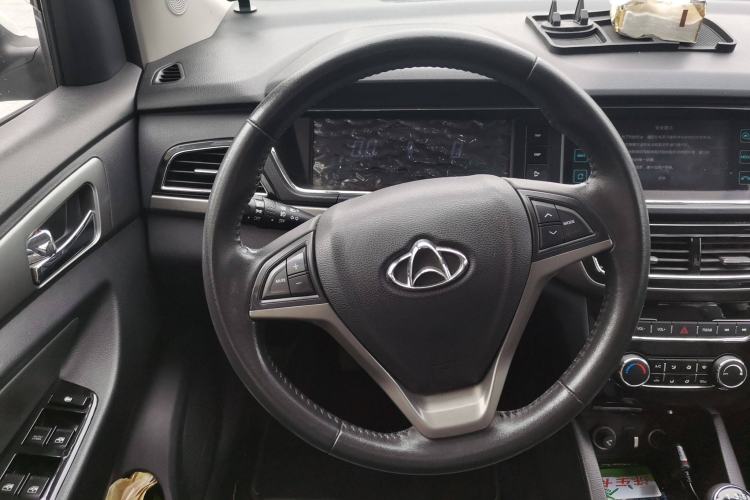 Used CHANGAN KAICHENG Oushang A600 2016 1.5L Manual Luxury 7-Seater