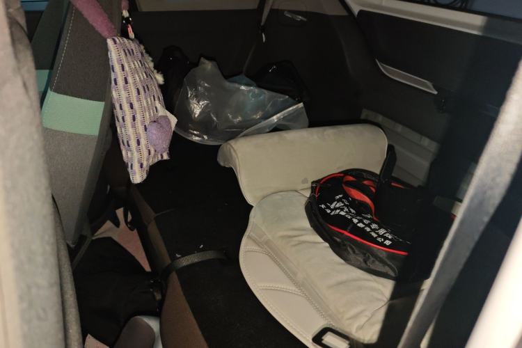 Used Wuling Hongguang MINIEV 2021 Macaron Fashion Model Lithium Iron Phosphate Left Rear Seat