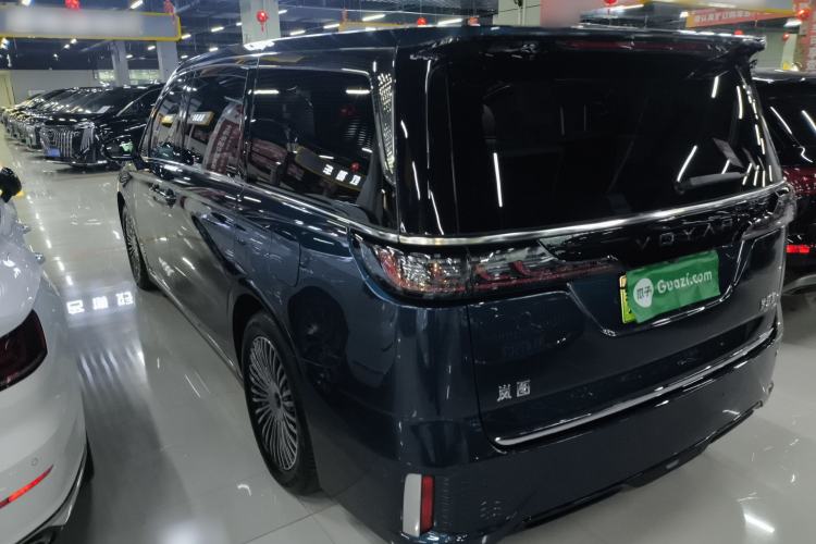 Used VOYAH Dream 2025 PHEV Four-Wheel Drive Prestige Kunpeng Edition Exterior 2