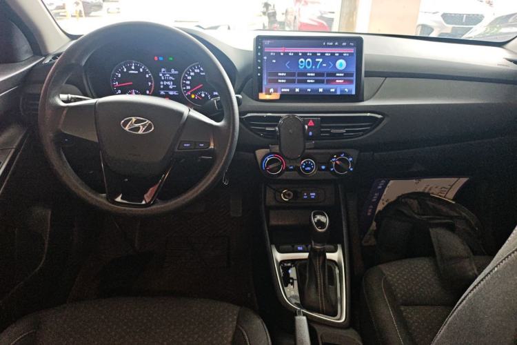 Used Hyundai Celesta 2018 1.6L Automatic GL Enjoyment Version China V Standard