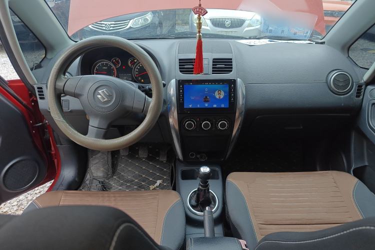 Used Suzuki SX4 2013 1.6L Manual CoolRide Model
