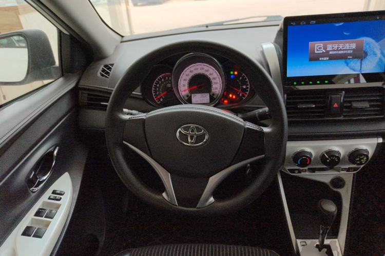 Used Toyota YARiS L Zhi Xuan 2015 1.5G Automatic Xuan Dong Sunroof Special Edition Steering Wheel