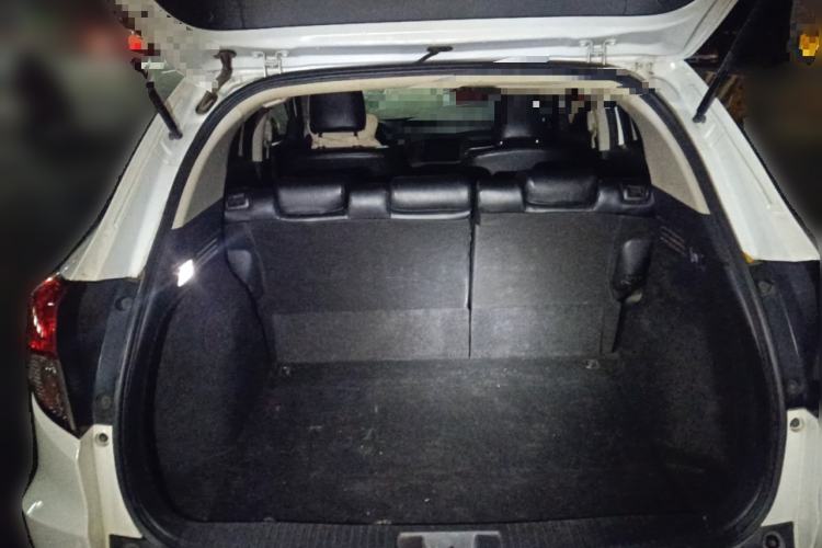 Used Honda Vezel 2020 220 TURBO CVT Elite Edition Trunk