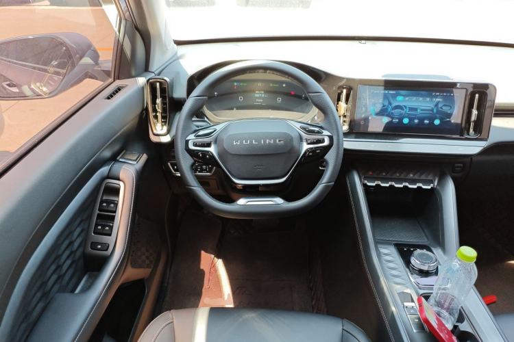 Used Wuling Xingyun 2023 2.0L DHT Flagship Edition