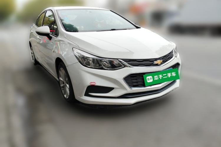 Used Chevrolet Cruze 2017 1.5L Automatic Pioneer Sunroof Edition
