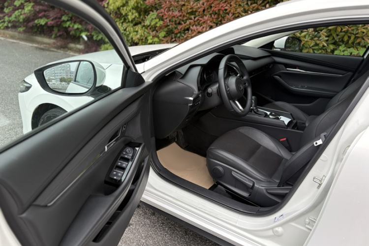 Used Mazda 3 Axela 2023 2.0L Automatic Zhiya Edition Left Front Seat