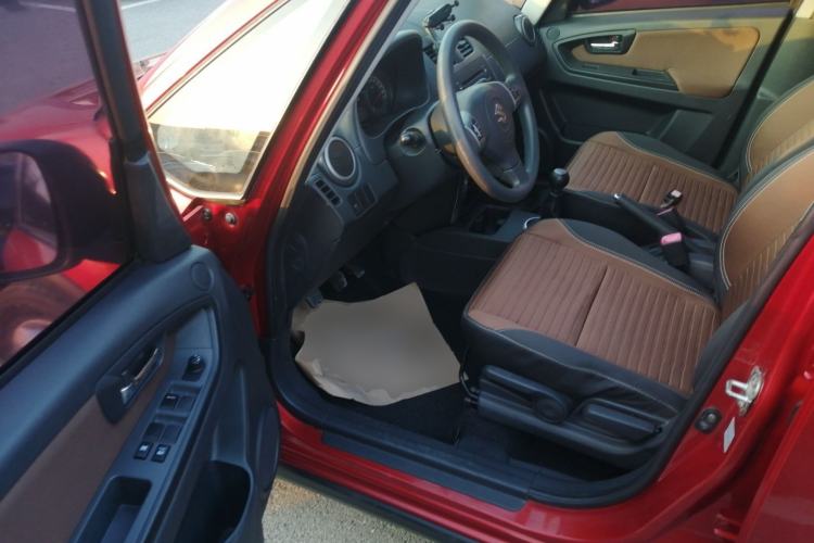 Used Suzuki SX4 2016 1.6L Manual Classic Edition
