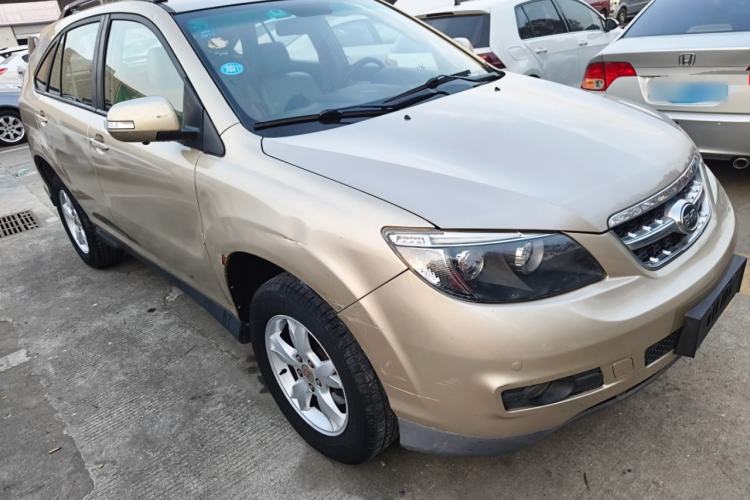 Used BYD S6 2013 Platinum Edition 2.4L Automatic Luxury Model