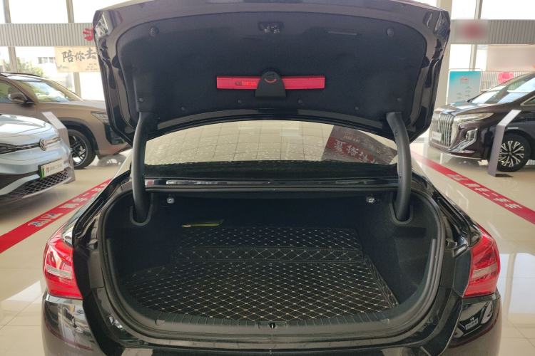 Used Hongqi H5 2020 1.8T Automatic Smart Connect Flagship Edition
