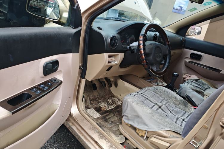 Used Wuling Hongguang 2013 1.5L S Luxury Model Driver Seat