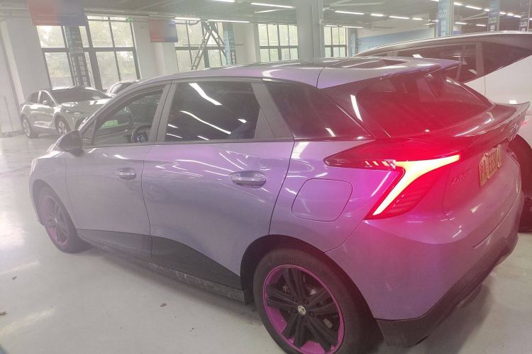 Used MG 4 EV 2022 425 km Luxury Edition
