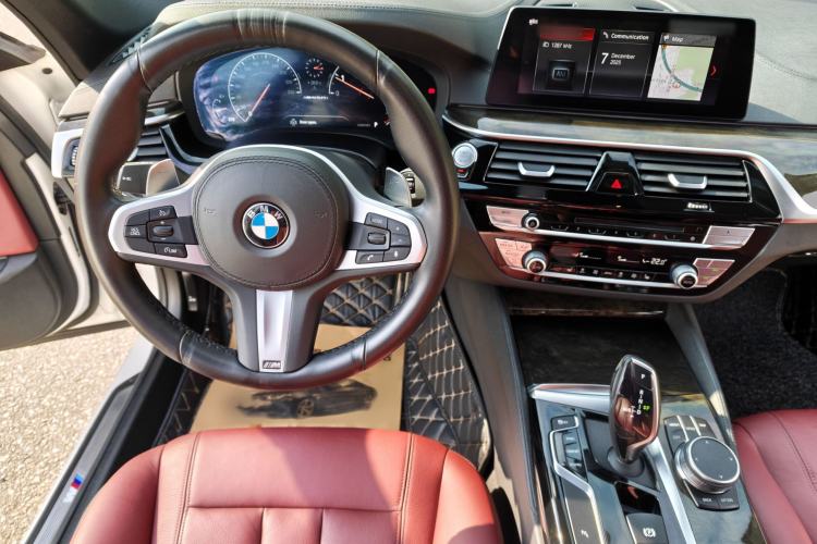 Used BMW 5 Series 2019 Facelifted 530Li Leading Edition M Sport Package