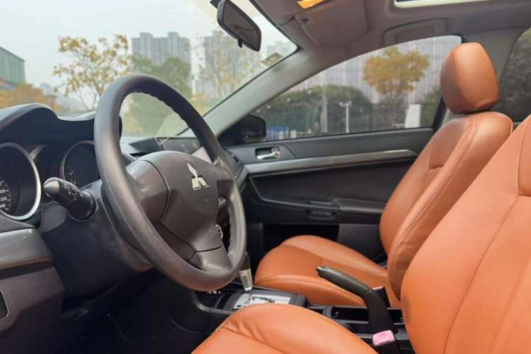 Used Mitsubishi Lancer EX 2013 Fashion Edition 1.8L CVT Comfort Version
